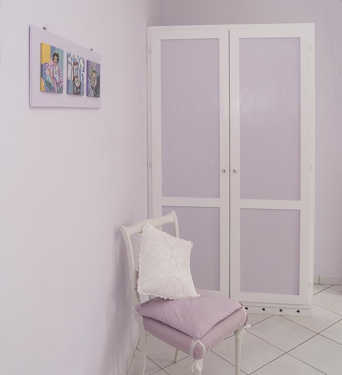 Villa Amelia Rooms มารินา ดิ เปียตราซันตา ภายนอก รูปภาพ